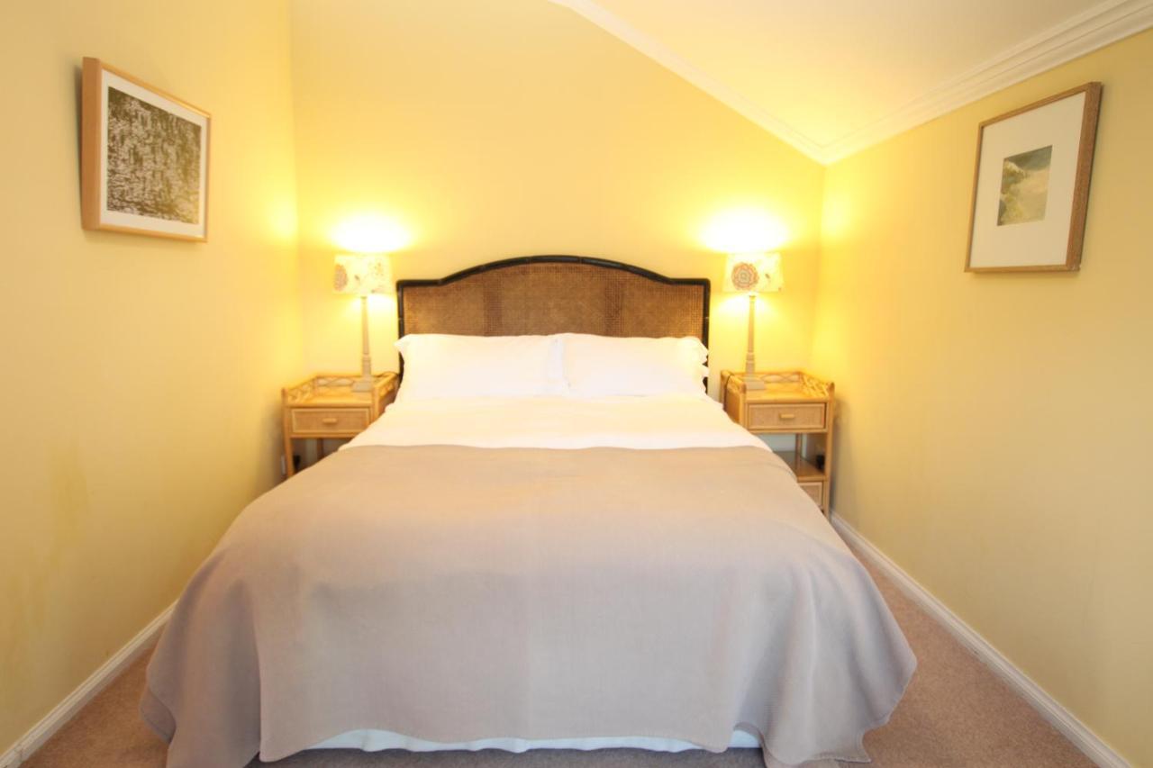 The Colonsay Hotel Isle of Colonsay ภายนอก รูปภาพ