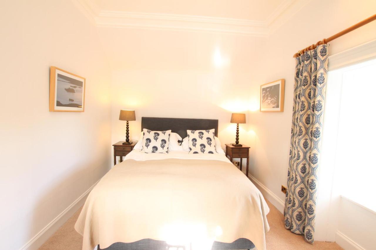 The Colonsay Hotel Isle of Colonsay ภายนอก รูปภาพ